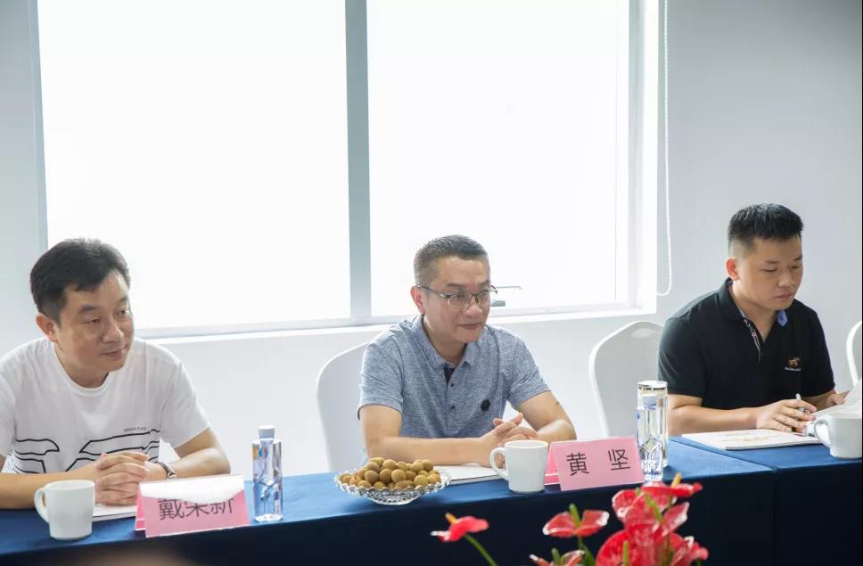 产业升级共话创新丨樟树市领导莅临中力深入探讨